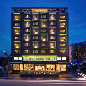 Hotel Stadium